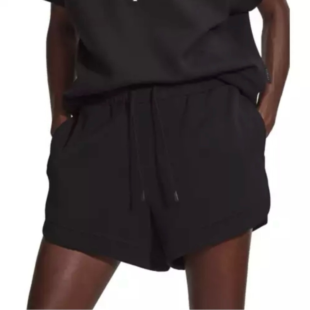 Varley High Ollie Short NWT